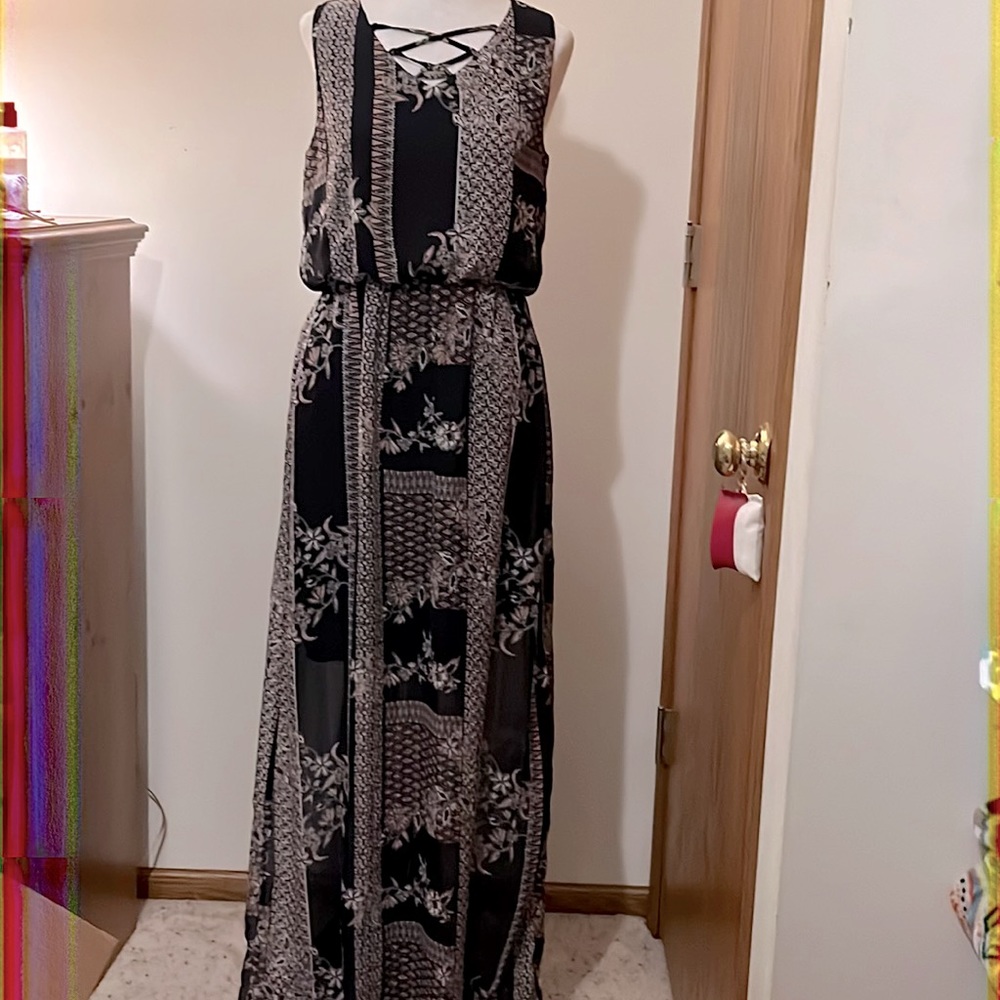 Maurices paisley floral maxi dress